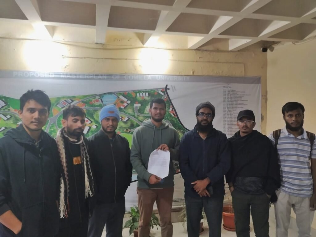 পোষ্য কোটা বাতিলের দাবিতে কুবি উপাচার্য বরাবর স্মারকলিপি