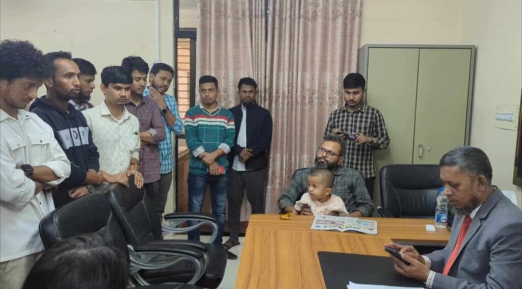 শিক্ষার্থীদের সাথে শিক্ষকরাও চান স্বতন্ত্র ভর্তি পরিক্ষা, সিদ্ধান্ত ১৫