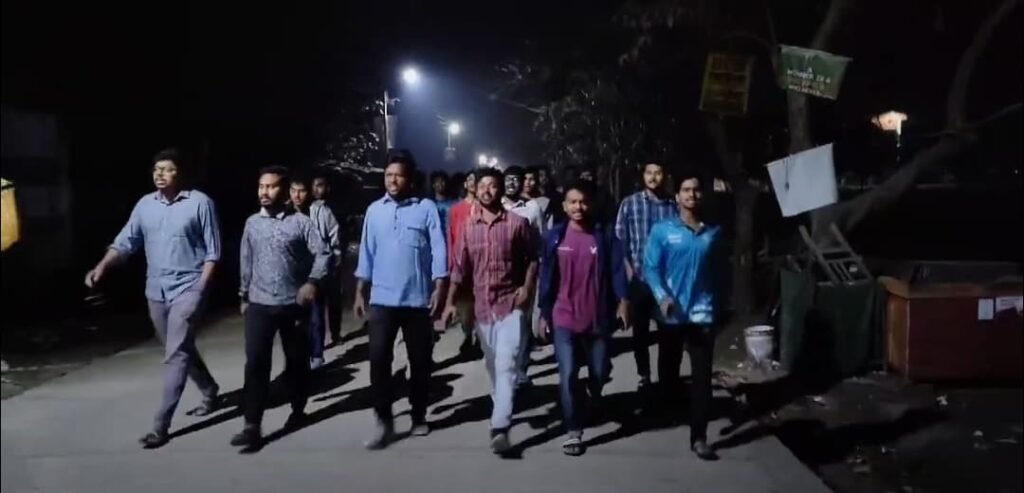 ধর্ষণের বিচারের দাবি
