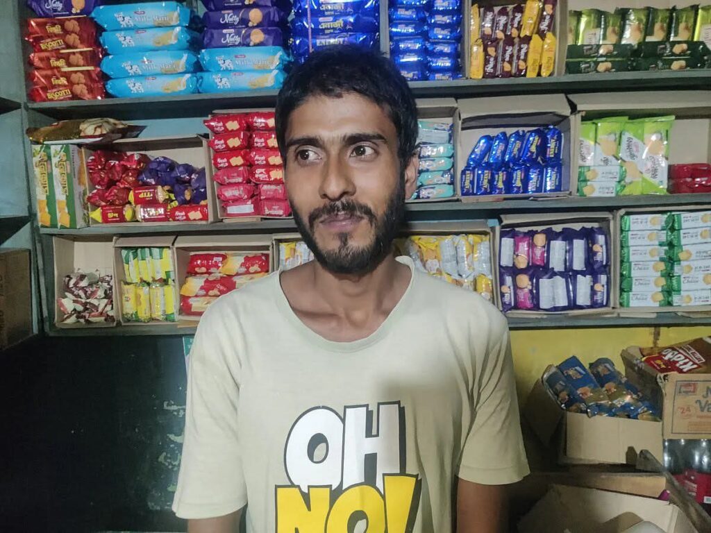 বাসের জানালা দিয়ে ফেলে দেওয়ায় রক্ষা পেল শিশু সোহানুর!